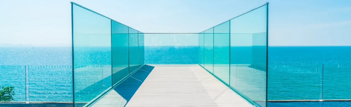Customized Glass Pool Fence Repair Services in Casselberry, FL